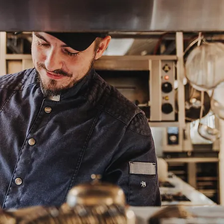 Graf Bentinck Отель