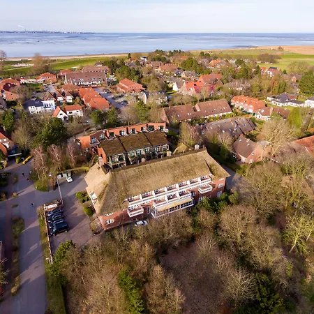 Graf Bentinck Отель